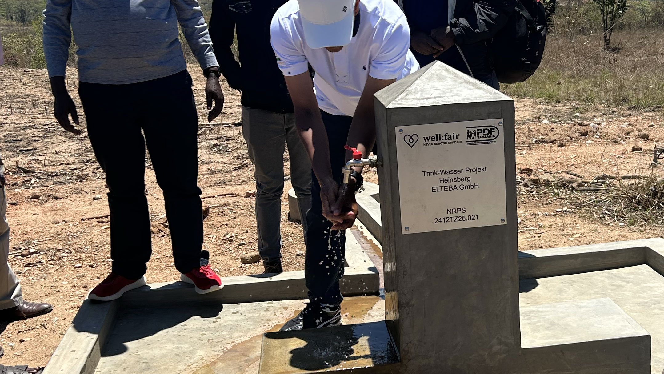 Einweihung der Trinkwasser-Entnahmestelle